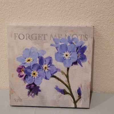 Lot 58: New HALLMARK Wall Art FLOWER