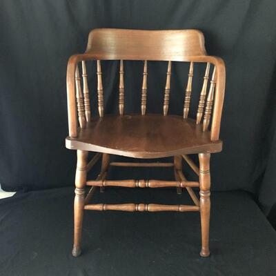 Lot 37 - Chair & Side Table