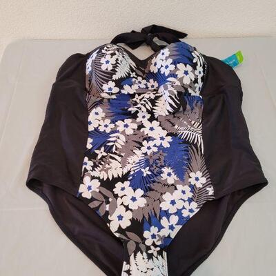 Lot 83: New Bathing Suit (Halter Style)