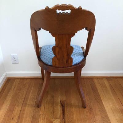 Lot 44 - Pair of Chairs