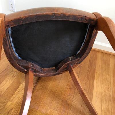 Lot 44 - Pair of Chairs