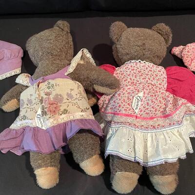 Lot 45 - Possible Steiff w/2 Gwen Bears