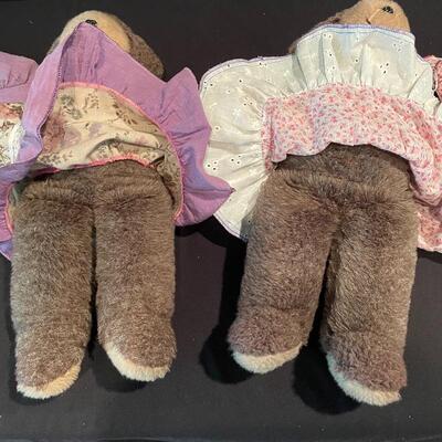 Lot 45 - Possible Steiff w/2 Gwen Bears