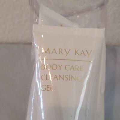 Lot 100: Mary Kay Skin Care