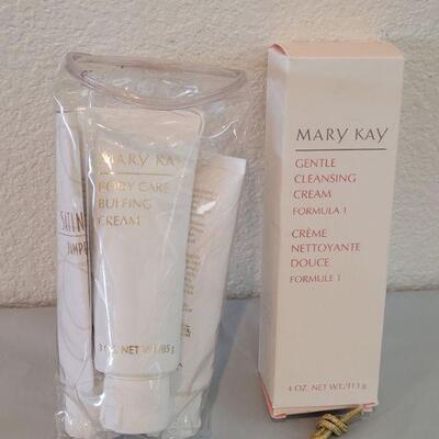 Lot 100: Mary Kay Skin Care