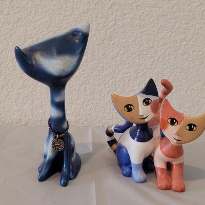 Lot 112: GOEBEL Cats and Kitschy Kat