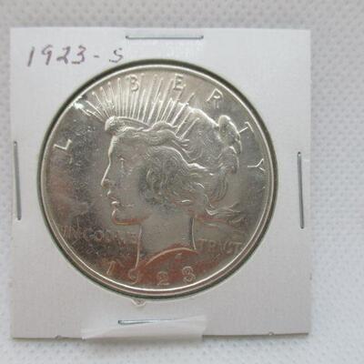 Lot 58 - 1923 S Peace Dollar