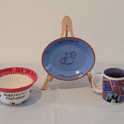 Lot 121: Cat Mug, Bowl & Plate
