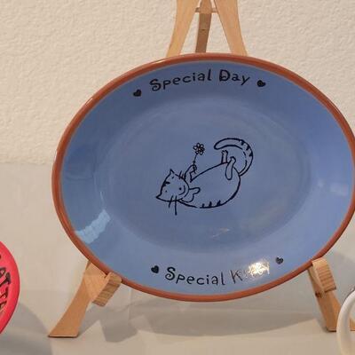 Lot 121: Cat Mug, Bowl & Plate
