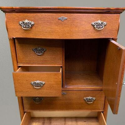 Lexington Victorian Oak Matching Dresser 21