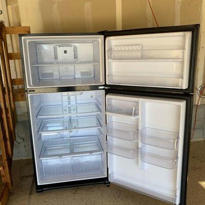 Kenmore Refrigerator LIKE NEW