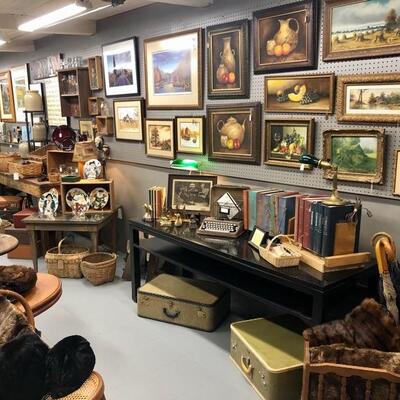 Estate sale photo