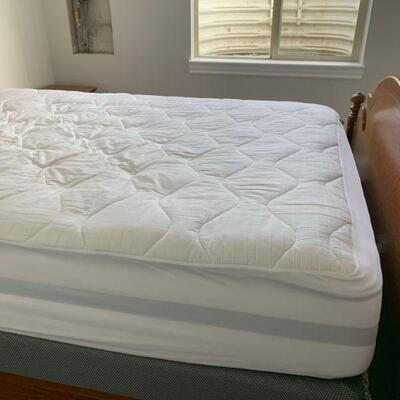 Queen Mattress and Box Spring ONLY* (Headboard for sale in separate auction) GREAT CONDITION