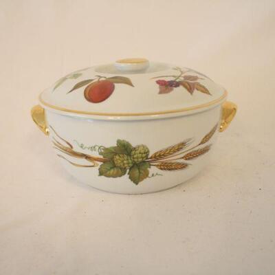 Lot #83: Royal Worcester English Porcelain Evesham Casserole Dish 1961