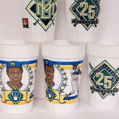 5 Plastic Milwaukee Brewers Cups Hank Aaron and 25th Anniversary