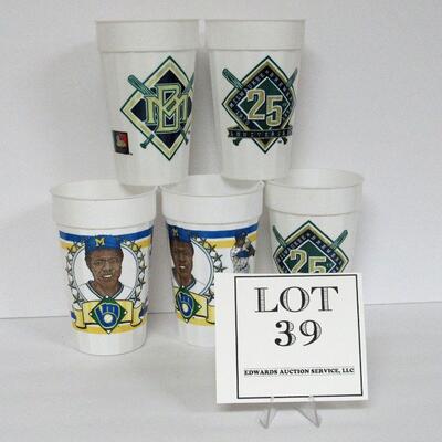 5 Plastic Milwaukee Brewers Cups Hank Aaron and 25th Anniversary
