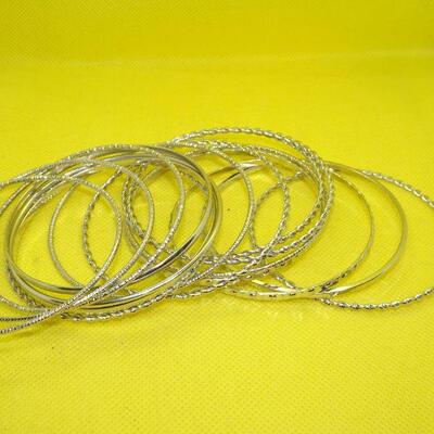 Silver Tone Bangles 