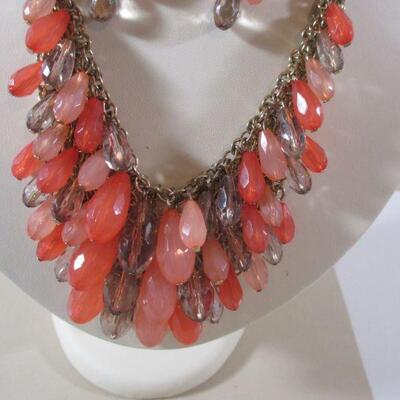 Worthington Dangle Bib Pink/Coral Rhinestones Gorgeous Vintage inspired / Earrings Set