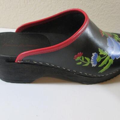 Hanna Anderson Clog Hand-painted -Brazil made Shoes 