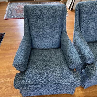 Lot 69 - Matching Armchairs