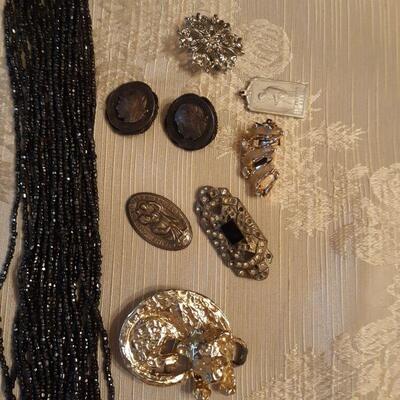 Vintage Jewelry Lot