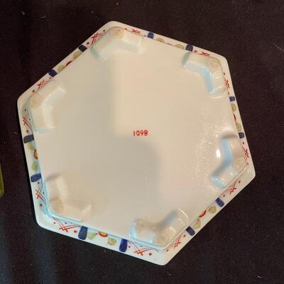 Lot 75 - International Ceramics and More