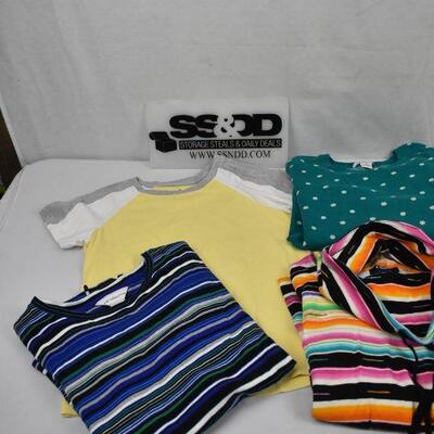 4 pc Women's Tops size Small