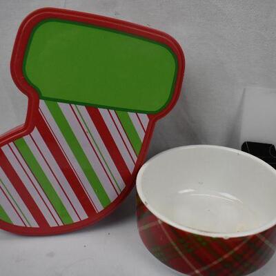 5 pc Christmas Kitchen: 2 Mugs, Santa Spoon, Bowl, Cookie Container