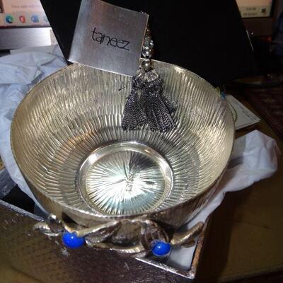 Silver Plated Jewelry Trinket Bowl Dish, Silver flowers,  Taneez Lapis Gem Stone 