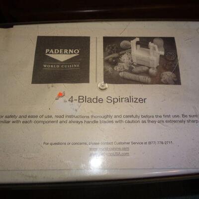 Paderno Spiralizer 4-Blade, Williams & Sonoma 