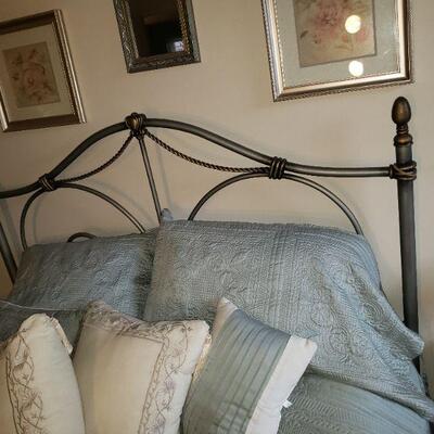 Queen size bed headboard and footboard