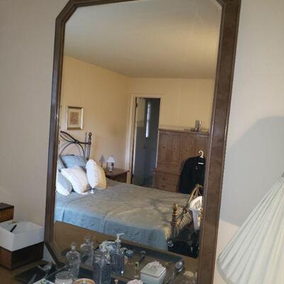 Vintage Dresser and mirror 