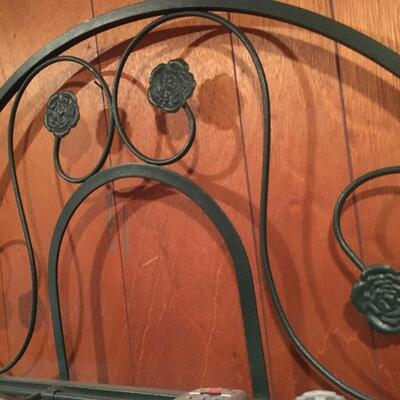 Indoor metal etagere