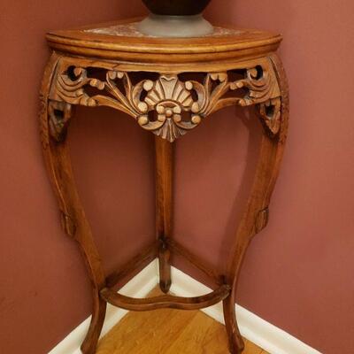 Small marble and wood end table/ plant stand