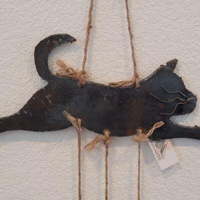Lot 191: Metal Cat & Fish Windchime 24