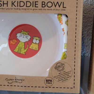 Lot 200: New Deep Dish Kiddie Plate and Bowl