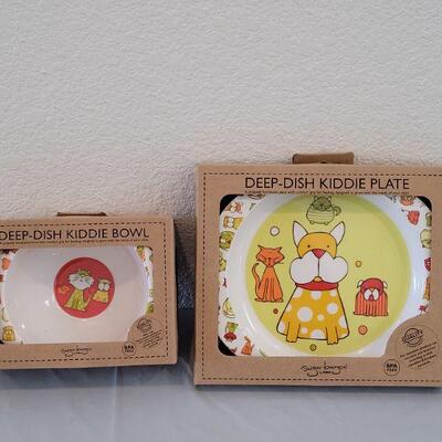 Lot 200: New Deep Dish Kiddie Plate and Bowl