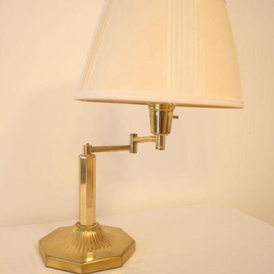Lot #108: Vintage Brass Swivel Octagon Table Lamp