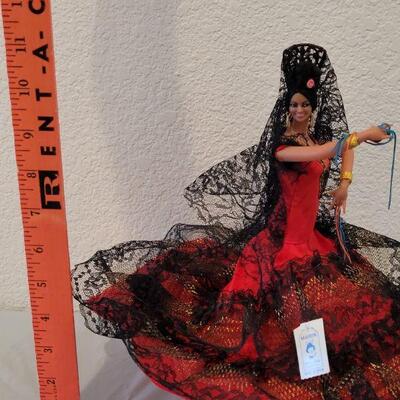 Lot 219: Marin Chiclana Spain Flamenco Dancer Doll