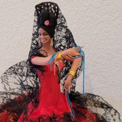Lot 219: Marin Chiclana Spain Flamenco Dancer Doll
