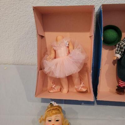 Lot 226: (2) Madame Alexander Dolls- Ballerina and Tommy Tittlemouse