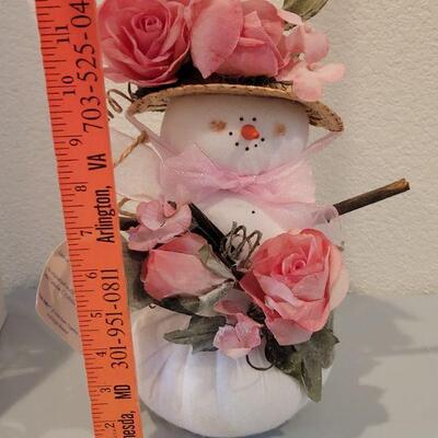 Lot 232: New in Box Spring/Summer Snowman