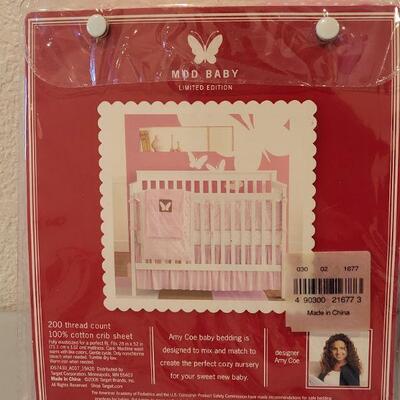 Lot 236: Baby Girl Crib Sheets (pink with white Polka dots and Kitties print)