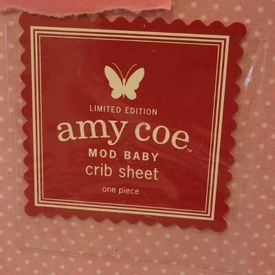 Lot 236: Baby Girl Crib Sheets (pink with white Polka dots and Kitties print)