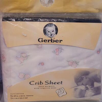 Lot 236: Baby Girl Crib Sheets (pink with white Polka dots and Kitties print)
