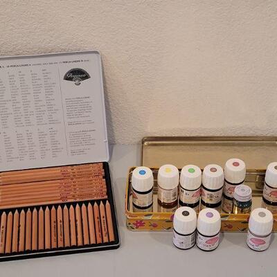 Lot 246: Perga-Liners Pencils and Tinta