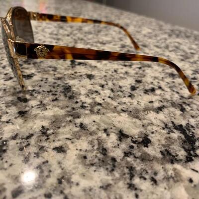 Versace tortoise shell frame polorized sunglasses 