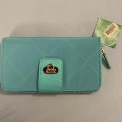 Vera Bradley preppy mint wallet brand brand new with tags