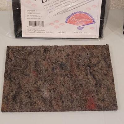 Lot 254: Pergamano "Easy Grids" (2) For Parchment Crafts