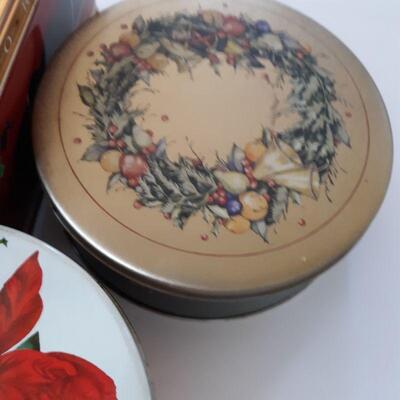 Lot of Vintage Collectors Tins
